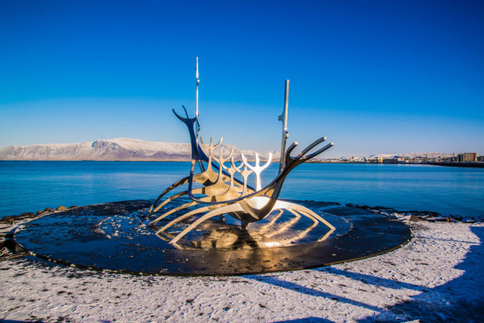 reykjavik-island-istock_000056045750_large-2