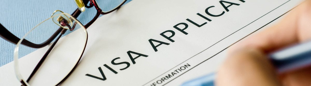 visa-formular-istock_25492672_large-2-1200×335