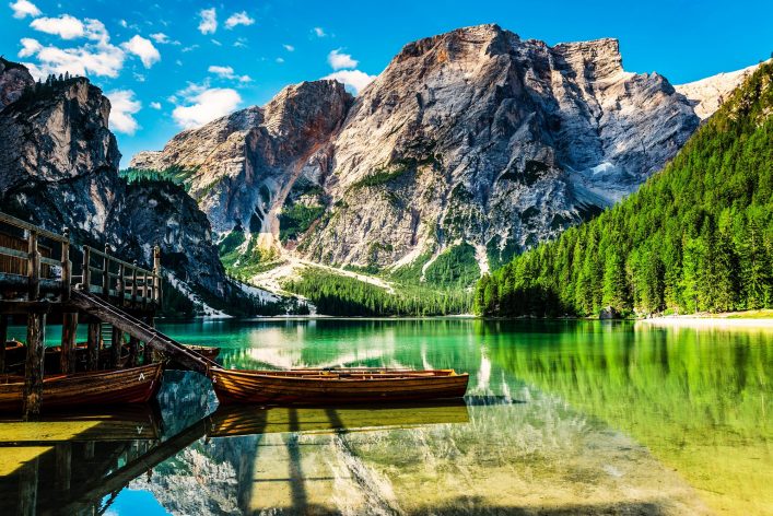 Der Pragser Wildsee lädt zum Entspannen ein.