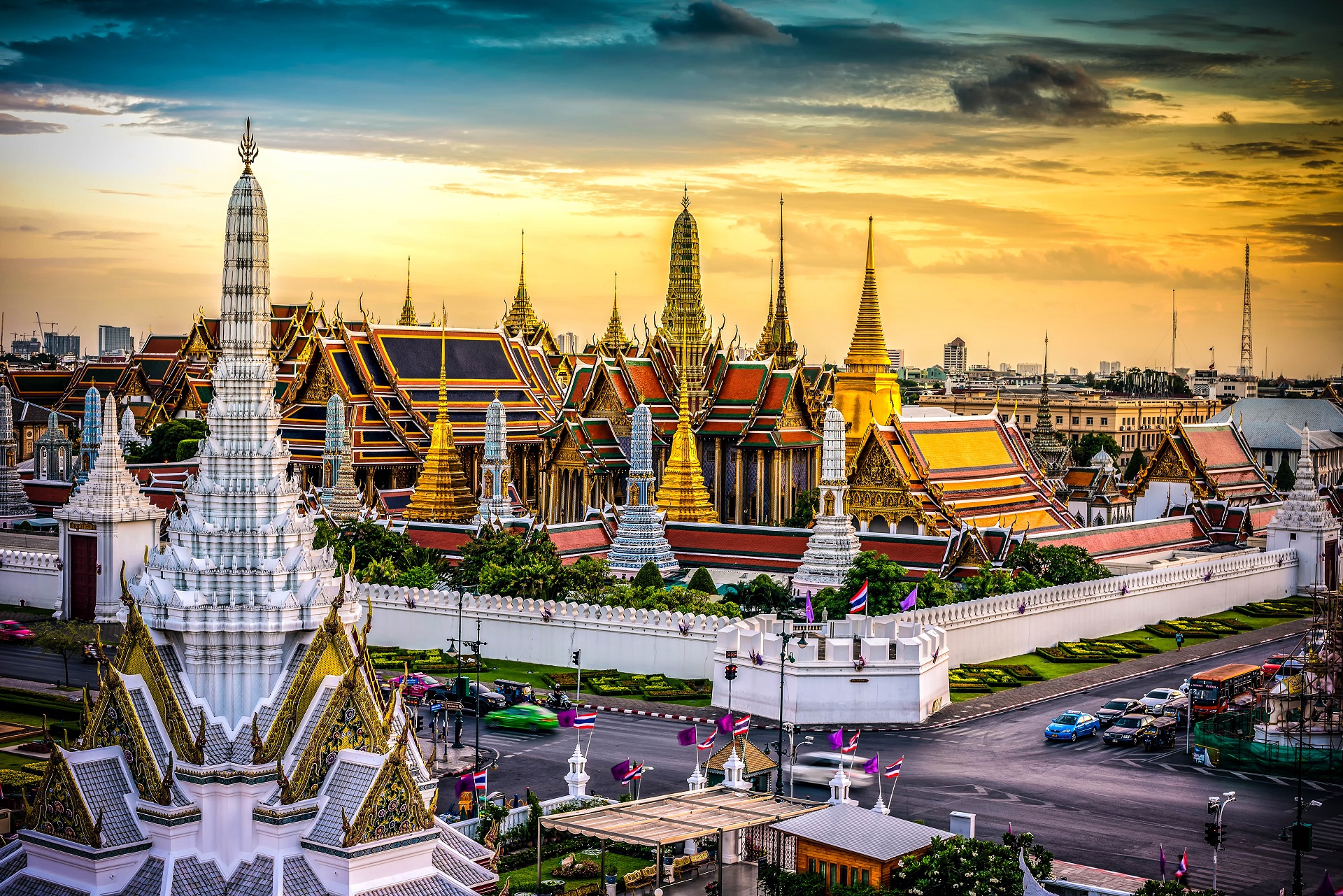 tour and travel ke bangkok