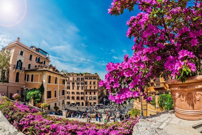 piazza-di-spagna-in-rome-italy-shutterstock_105128714-2-1