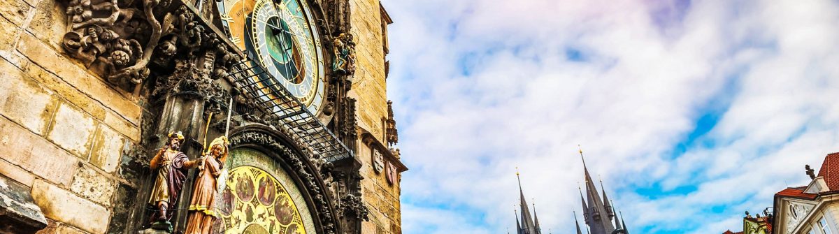 astronomical-clock-in-old-town-square-in-prague-istock_000088542227_large-2