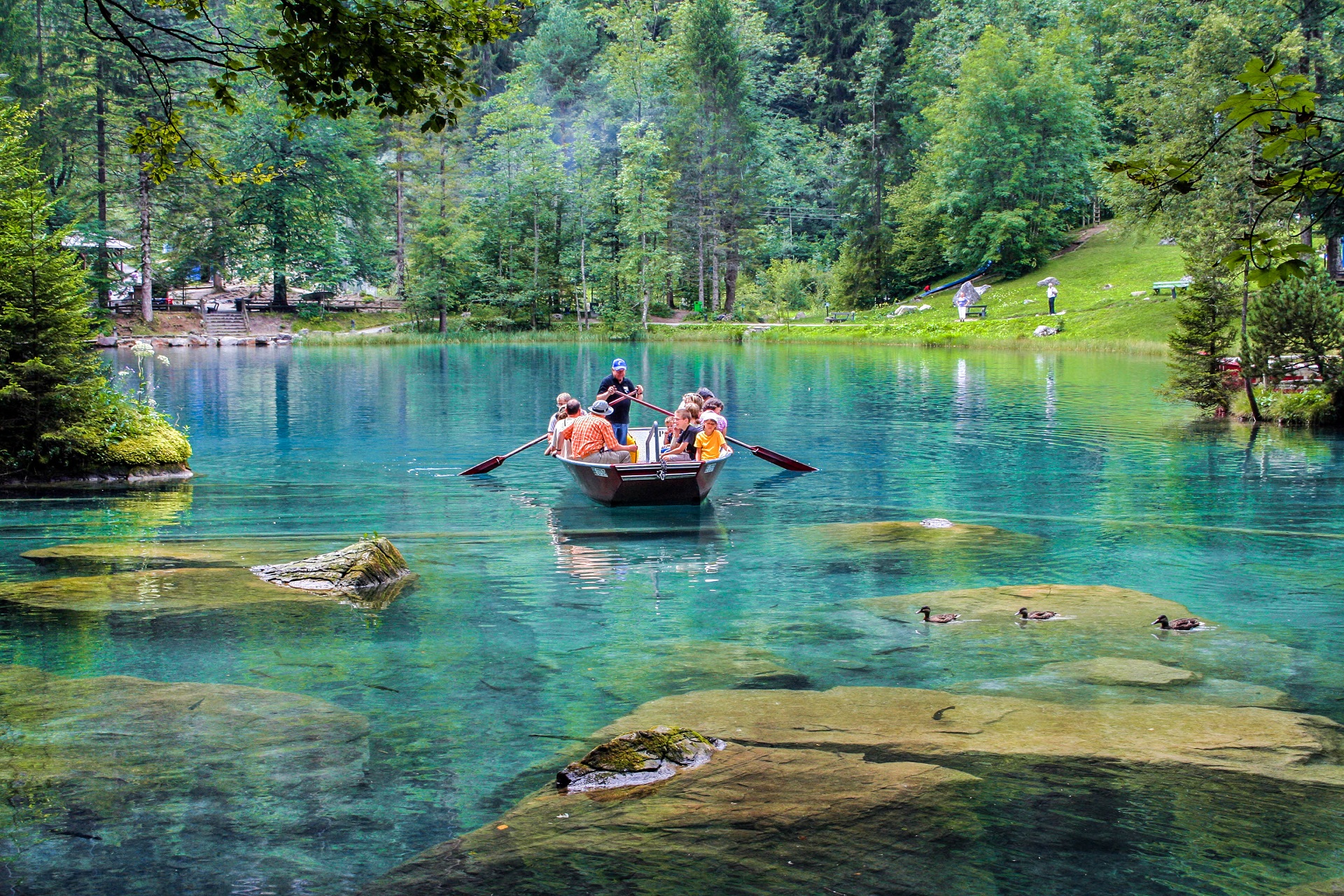 Faszinierender Blausee In Der Schweiz Urlaubsguru At