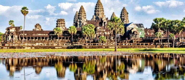 Angkor-Wat-Cambodia-iStock_67505253_LARGE-2_1920x1280