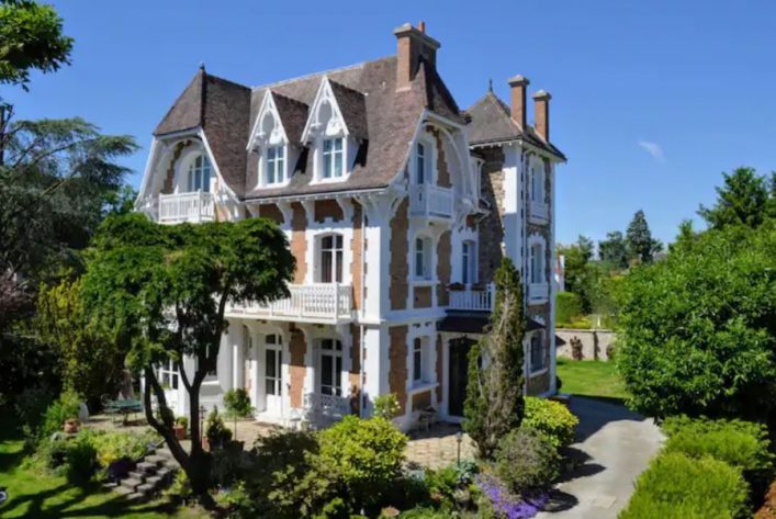 UG-Airbnb_Anwesen-Paris1