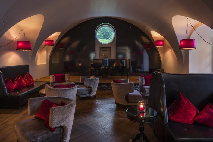 UG-Booking-Falkensteiner-Hotel-Velden-Aufenthaltsraum