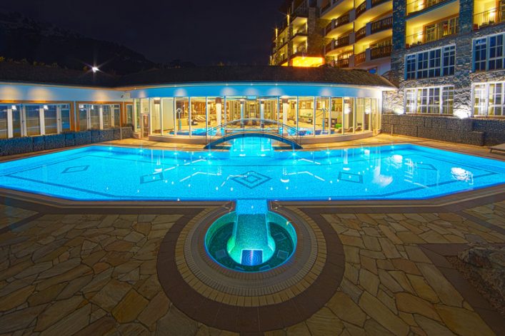 UG-Grand-Tirolia-Hotel-Kitzbuhel-Pool
