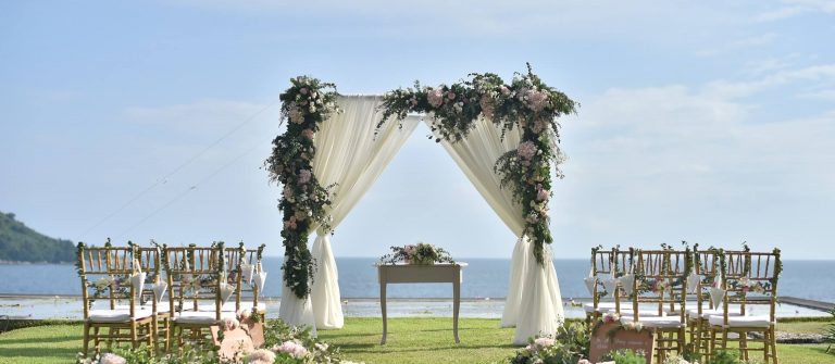 hotel-wedding-hochzeit-strand-beach_shutterstock_694005280-1