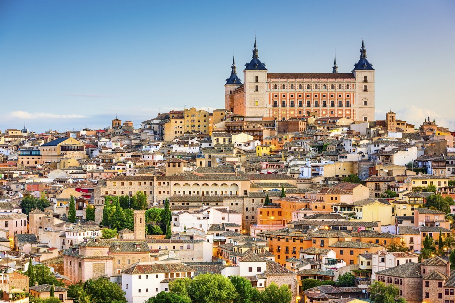 Panoramablick auf die Altstadt von Toledo - Alcazar
