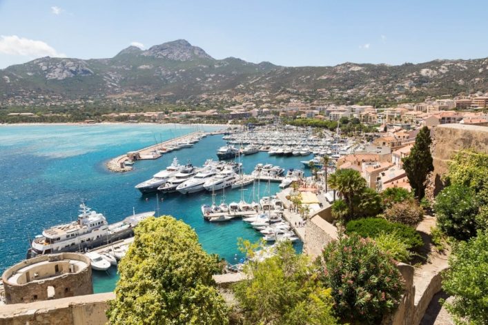 Calvi-Korsika-iStock-898608098