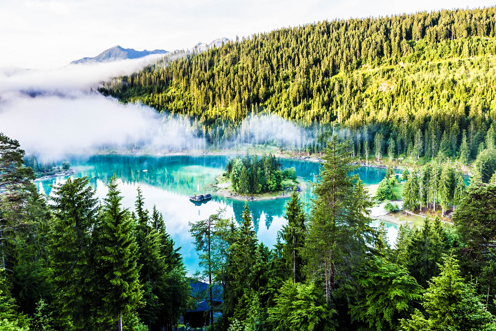 Die schönsten Bergseen der Schweiz Caumasee