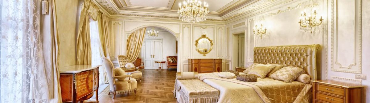 luxury-suite-bedroom_shutterstock_382990975-1