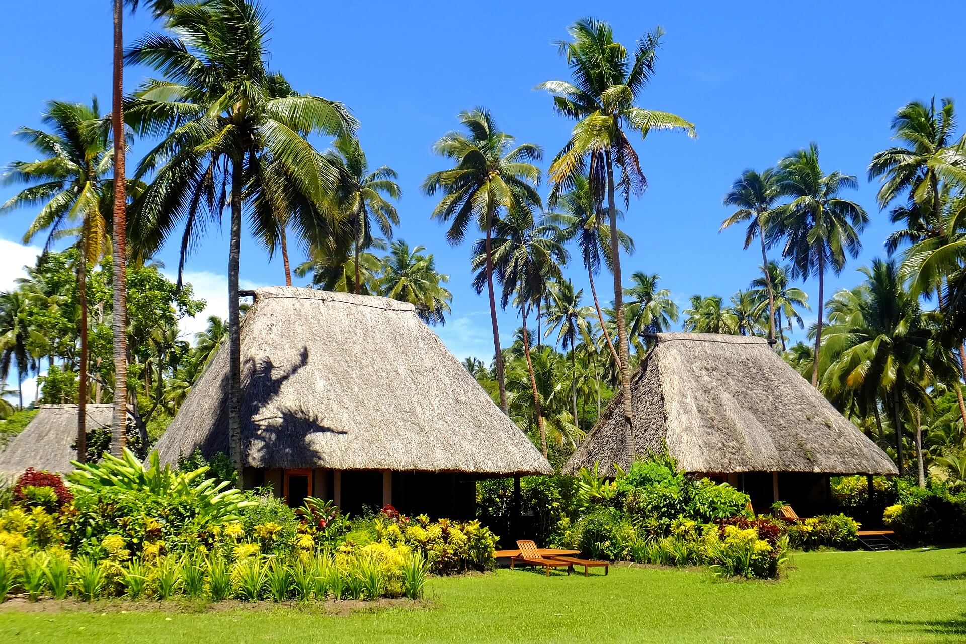 Die traditionellen Hütten auf den Fidschi Inseln