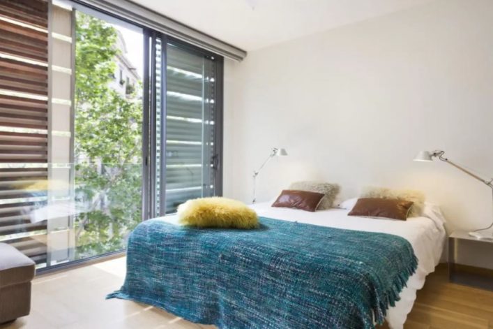 UG-Airbnb_Luxus-Apartment-Barcelona3