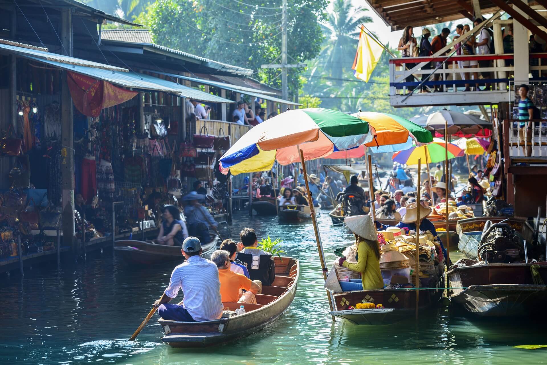 Floating Markets in Bangkok sind beliebte Ausflugsziele