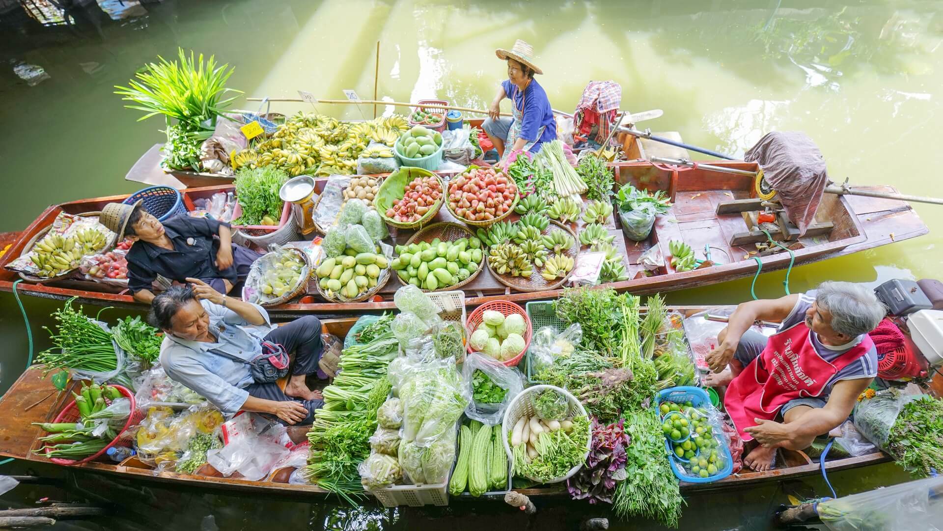 Auf den Floating Markets in Bangkok findet ihr alles was euer Herz begehrt