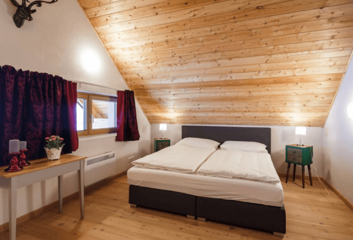 UG-Airbnb_kaernten-huette3-1