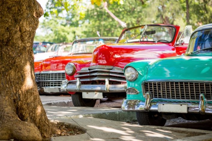 oldtimer-havanna_shutterstock_1183902430_900x600