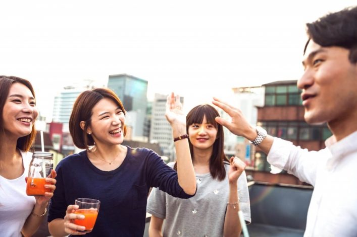 Koreaner-Seoul-iStock_681924674_900x600