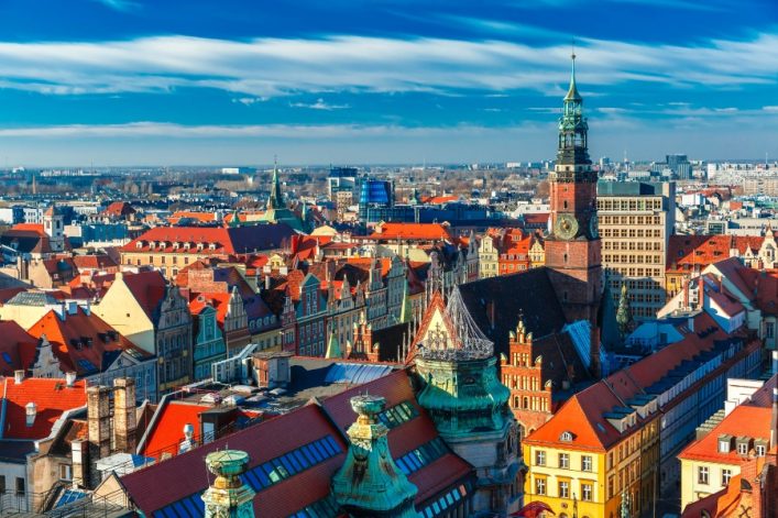 aerial-view-of-wroclaw-in-the-morning-poland-istock_000083966925_900x600
