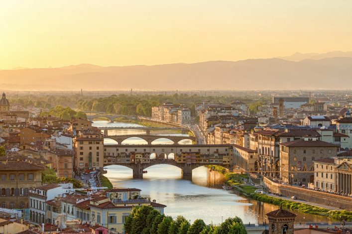 Ponte-Vecchio-iStock-938101460