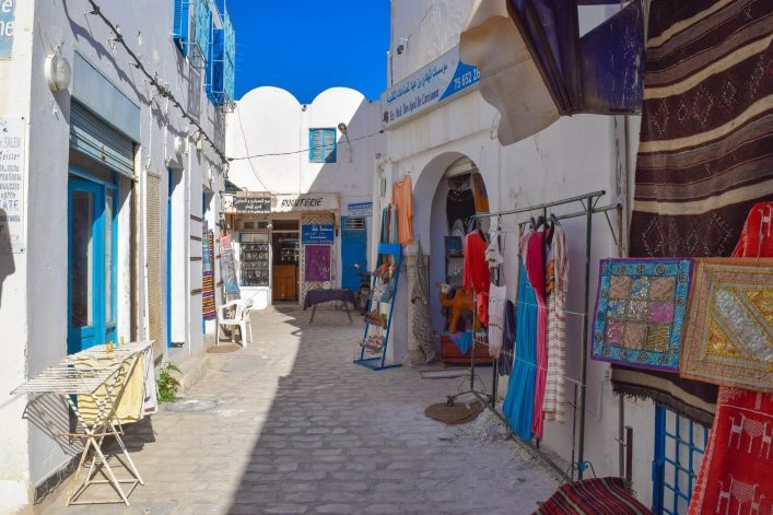 Djerbas Hauptstadt ist besonders wegen der vielen Märkte sehr beliebt