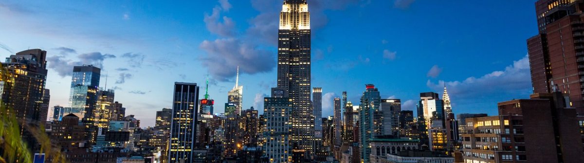 rooftop-bar-new-york-skyline-view-shutterstock_343374755-1