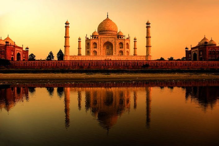 Taj-Mahal-sunset-with-reflections-iStock_4312905_LARGE-2