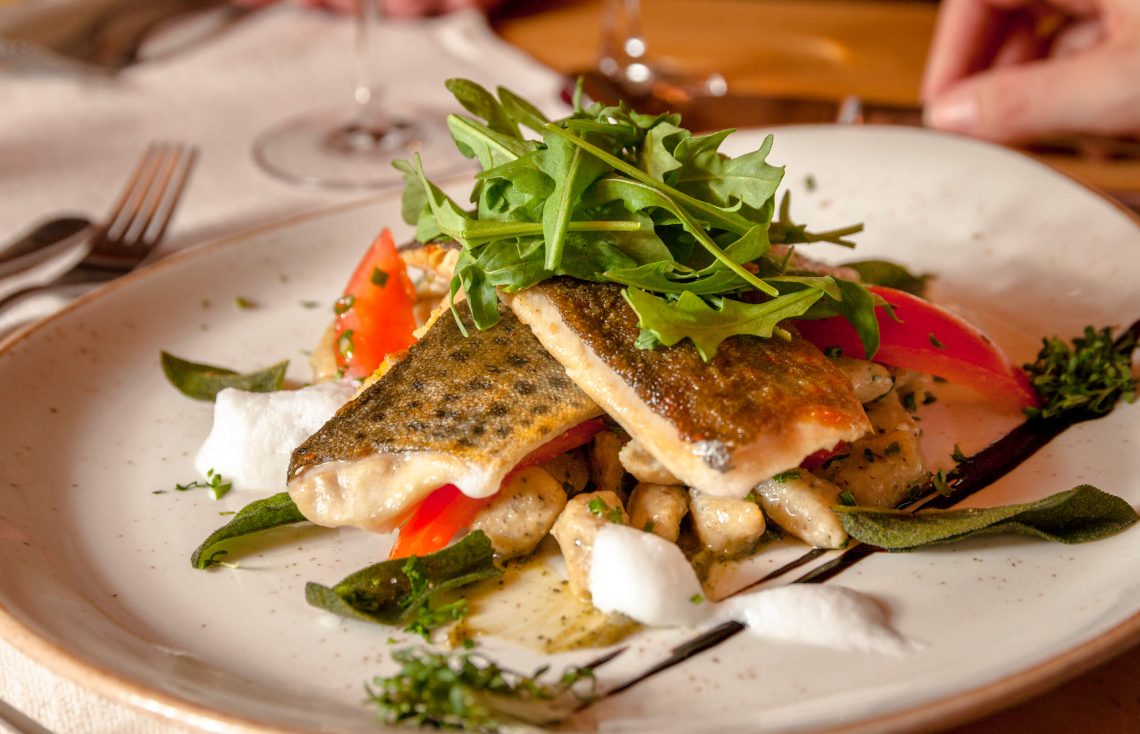 Kulinarik-am-Trattlerhof_-Mathias-Praegant_2500-2