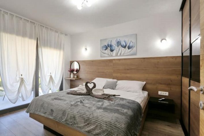 UG-Airbnb_Villa-Viola3