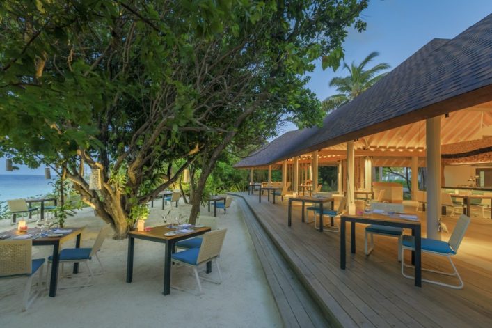 Das Grillrestaurant Faru im Dhigali Maldives Resort.